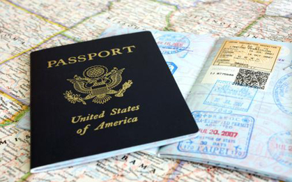 陪同孩子赴美留学，这些家属签证的申请材料你准备好了吗？